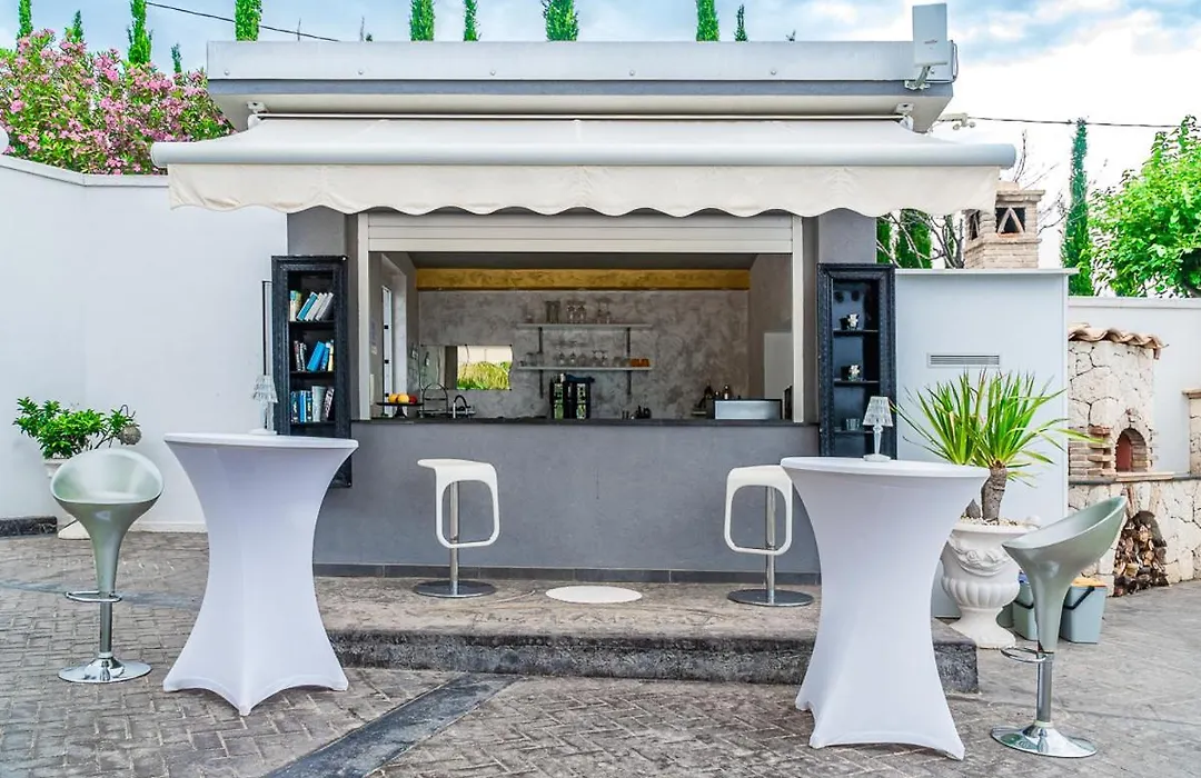 Villa La Perla-1